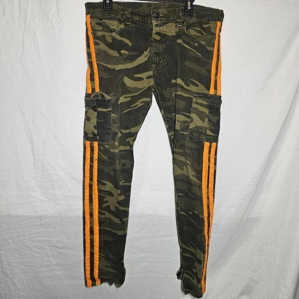 mens camo skinny cargos with orange pin stripes & zipper ankle